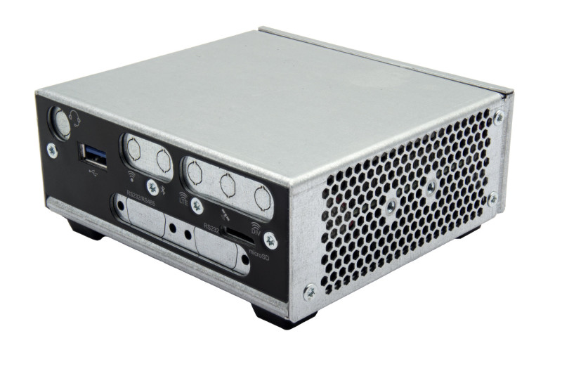 EM BOX® - NUCR-R1305G (x86)